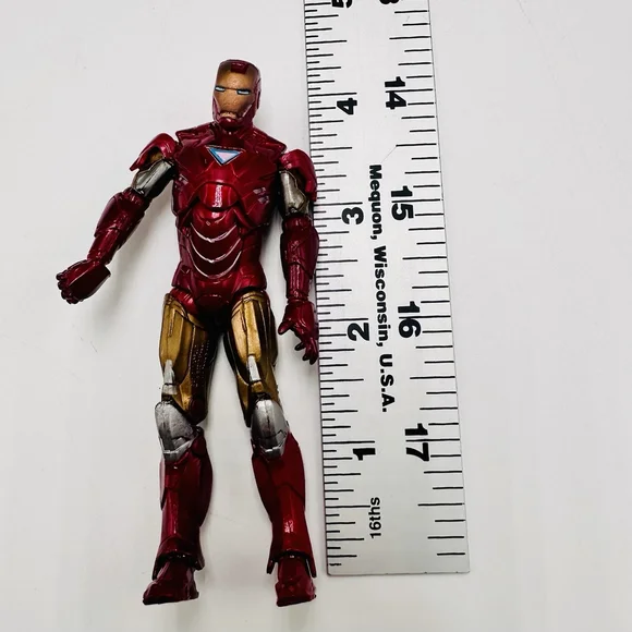 Marvel Universe Lot of 3 Iron Man Figures Mixed With Light-Up Bases Mark iV - Picture 7 of 13